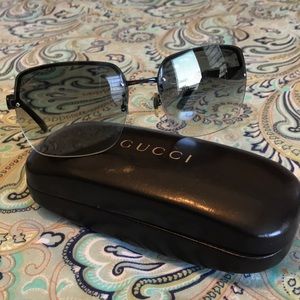 Authentic Gucci sunglasses w/case